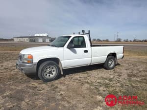 2005 GMC 1500 Image