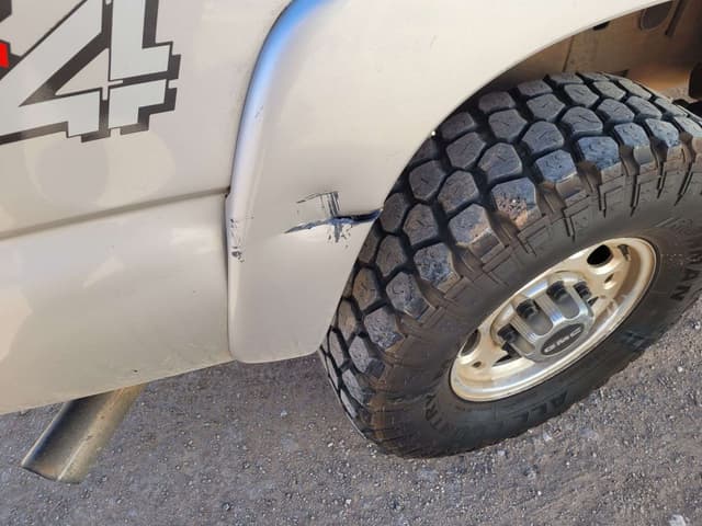 Image of GMC 2500 equipment image 3