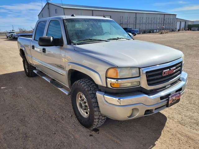 Image of GMC 2500 equipment image 1