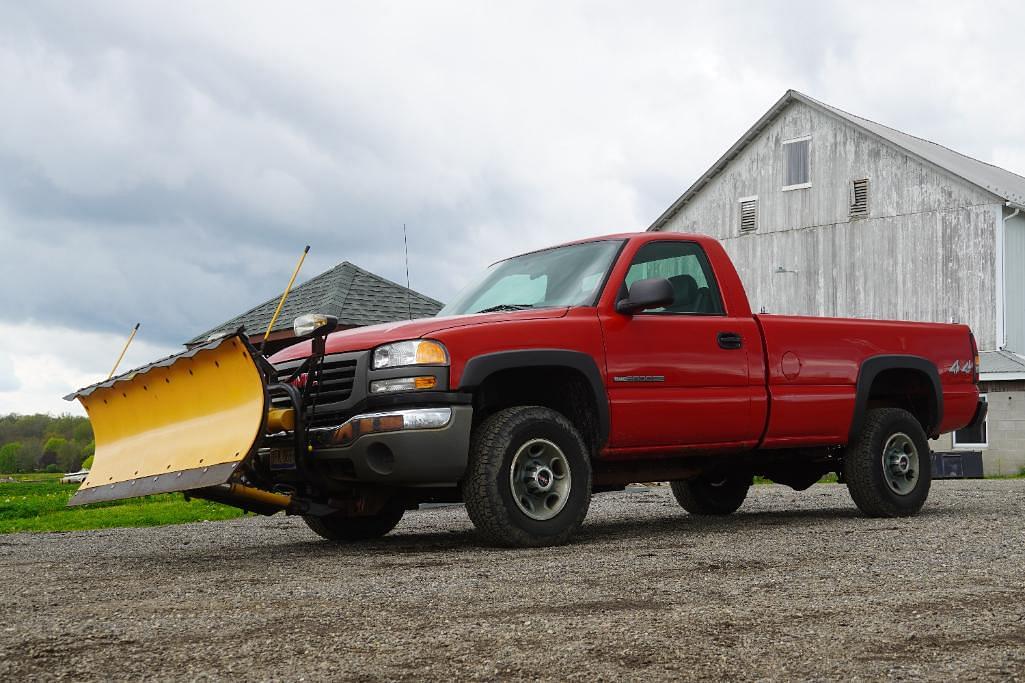 Image of GMC 2500HD Primary image
