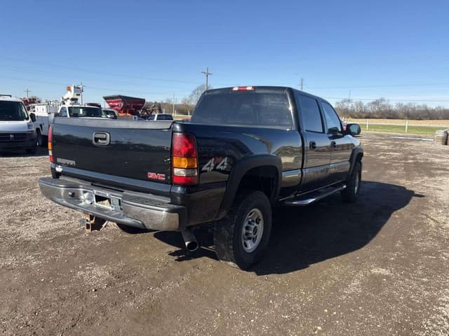 Image of GMC 2500 equipment image 4