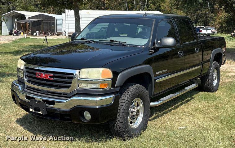Image of GMC 2500HD Primary image