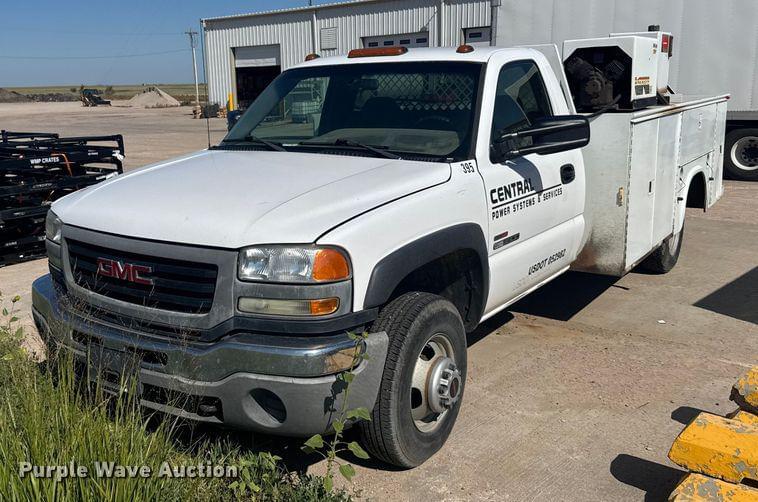 Image of GMC 3500HD Primary image
