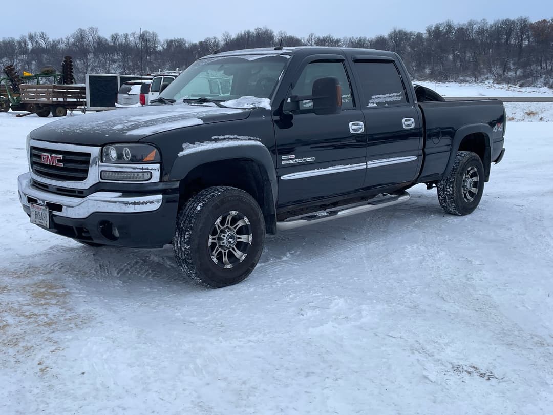 Image of GMC 2500 Primary image