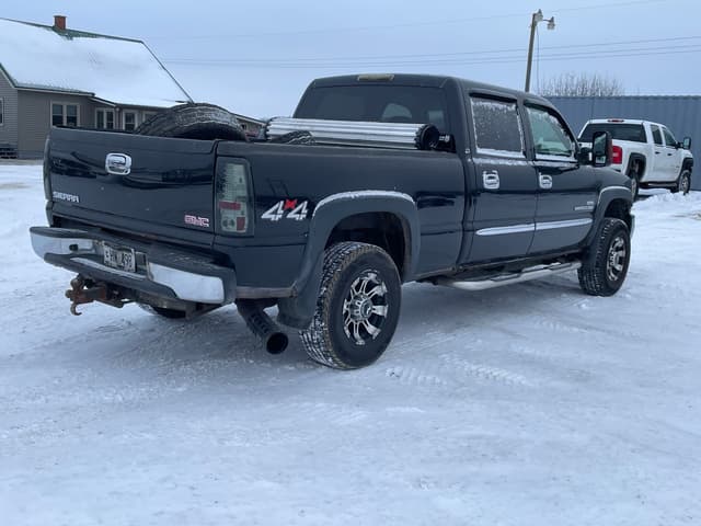 Image of GMC 2500 equipment image 2