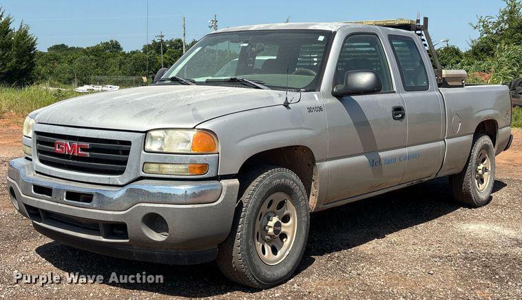 Image of GMC Sierra Primary image