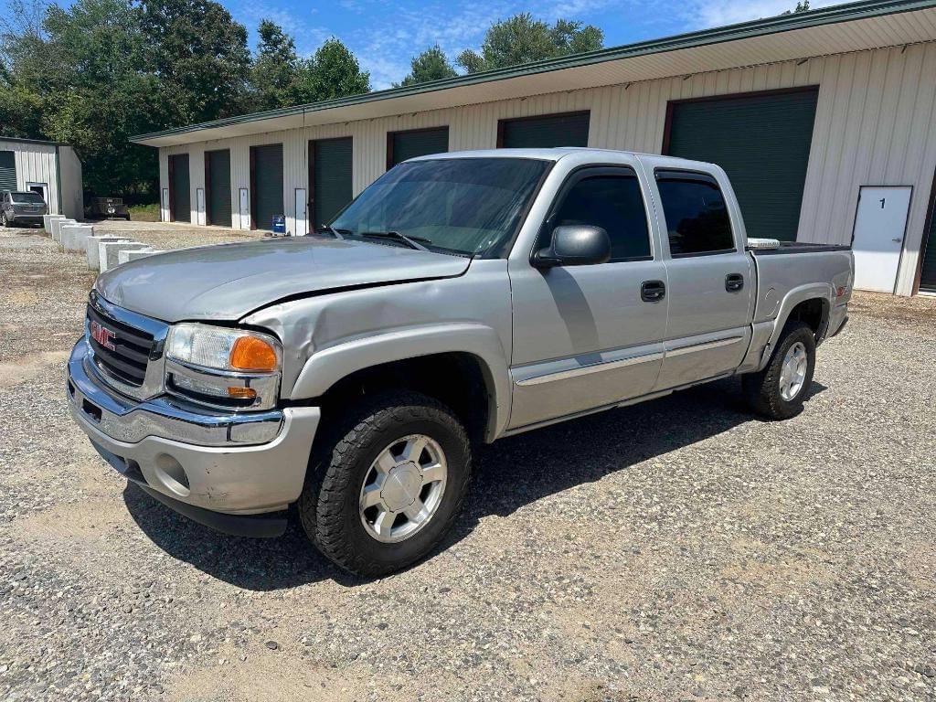 Image of GMC Sierra Primary image