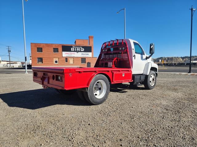 Image of GMC C7500 equipment image 4