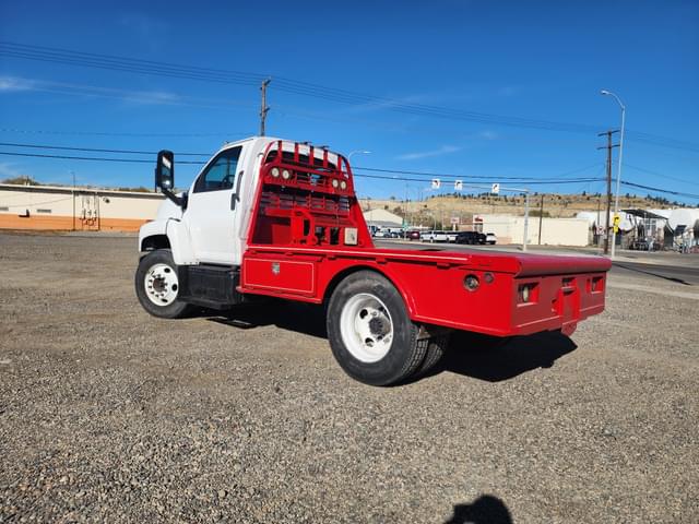 Image of GMC C7500 equipment image 3