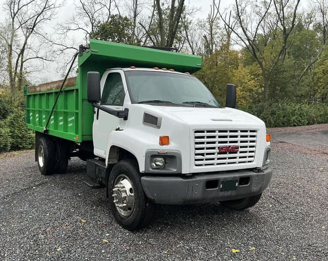 Image of GMC Topkick C7500 equipment image 4