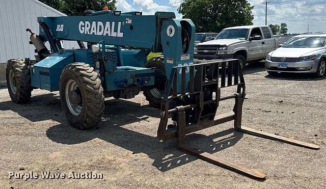 Image of Gradall 534D9-45 equipment image 2