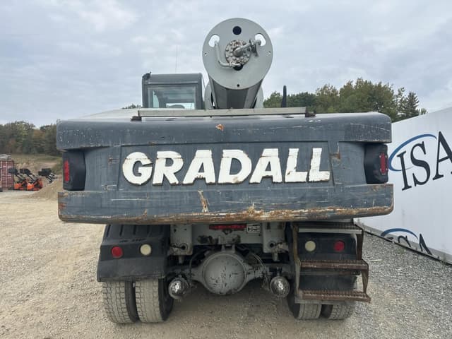 Image of Gradall XL4100 equipment image 3