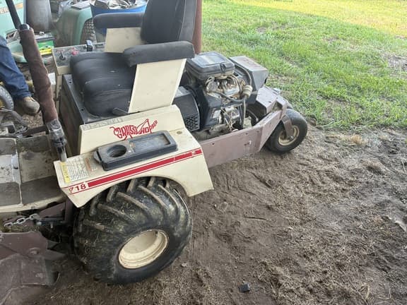 Image of Grasshopper 718 equipment image 2