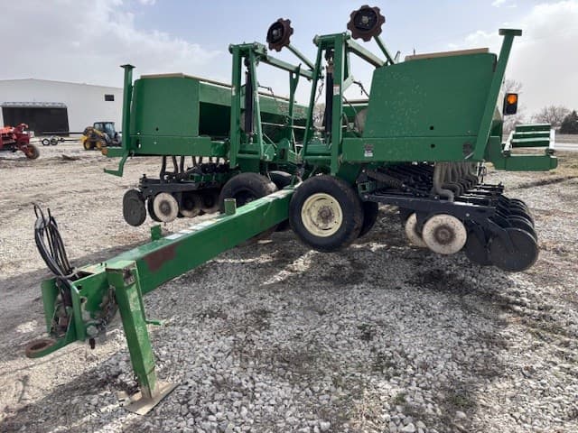 Image of Great Plains 3S-3000 equipment image 3