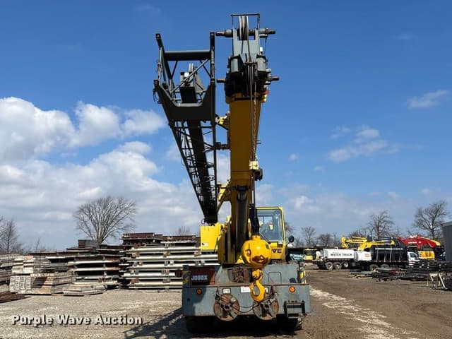 Image of Grove RT600E equipment image 1