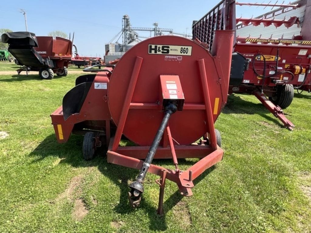2005 H&S 860 Equipment Image0