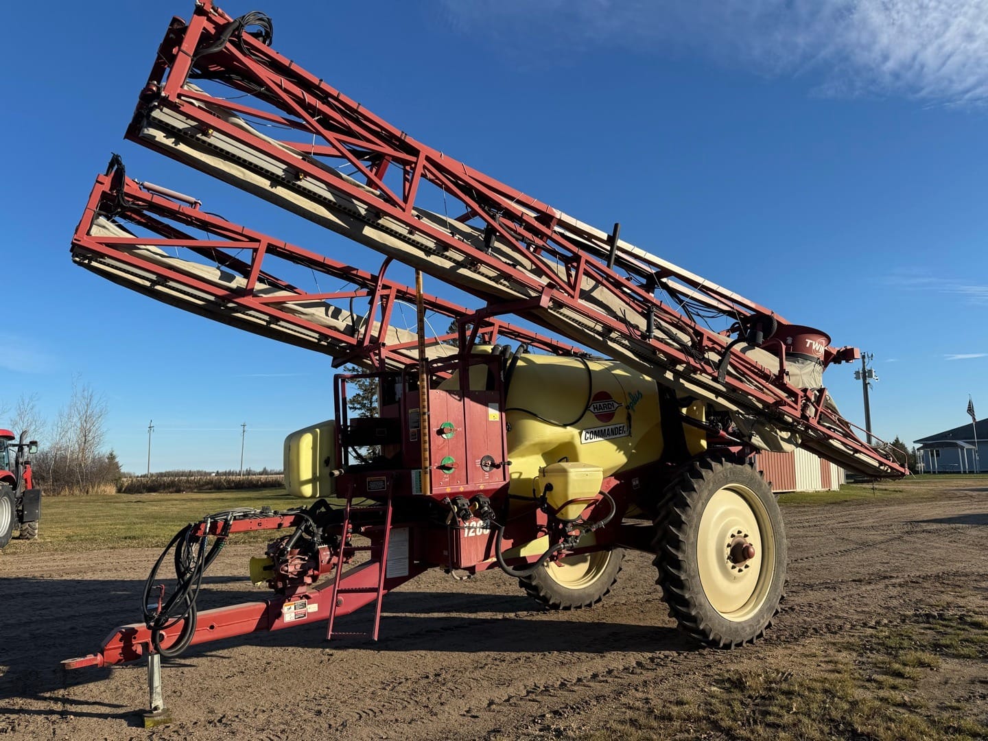 2005 Hardi Commander 1200 Equipment Image0