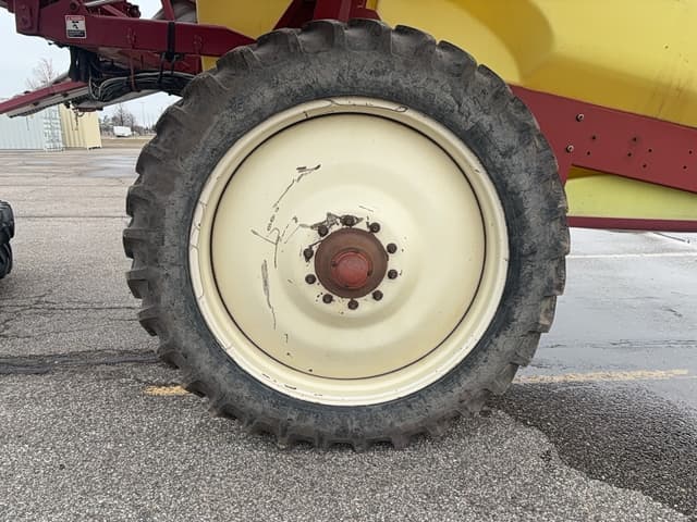 Image of Hardi Commander 8500 equipment image 2