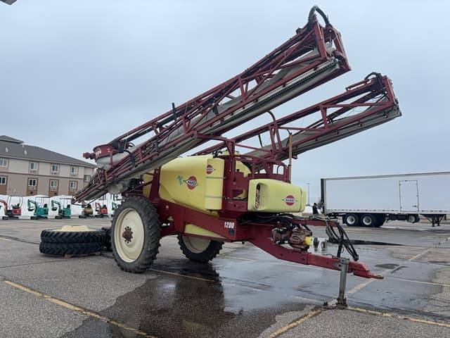 Image of Hardi Commander 8500 equipment image 1