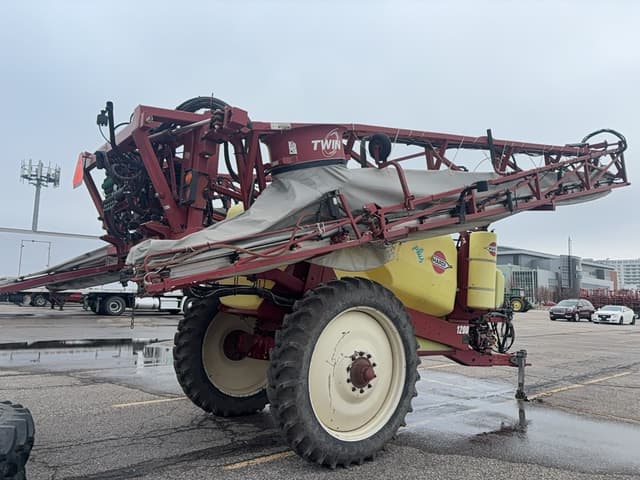 Image of Hardi Commander 8500 equipment image 4