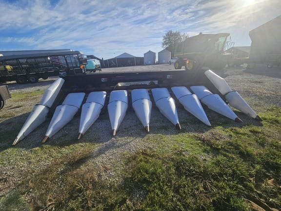 2005 Harvestec 4308C Equipment Image0