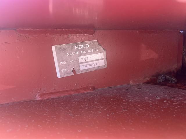 Image of Hesston 3983 equipment image 4