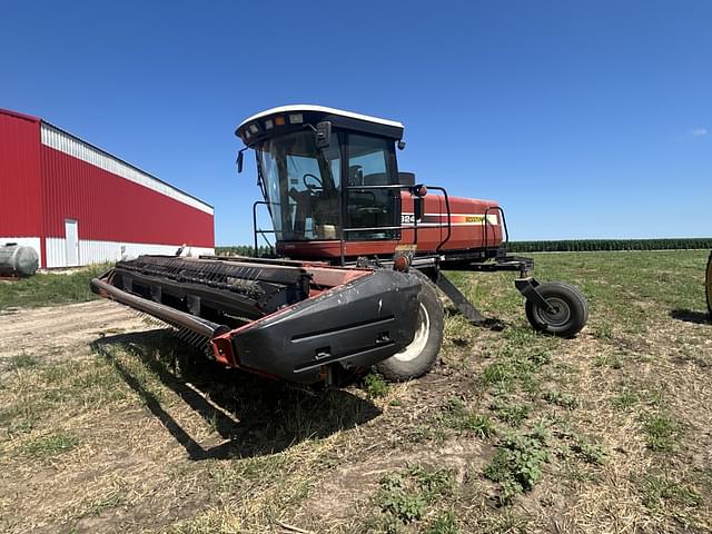 Image of Hesston 9240 equipment image 2