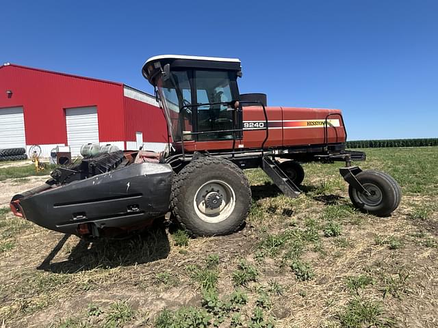 Image of Hesston 9240 equipment image 4