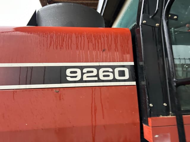 Image of Hesston 9260 equipment image 2