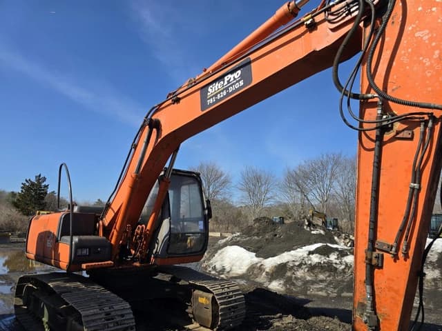 Image of Hitachi Zaxis 160LC equipment image 4