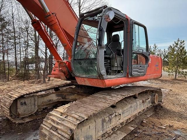 Image of Hitachi ZX330LC   equipment image 3