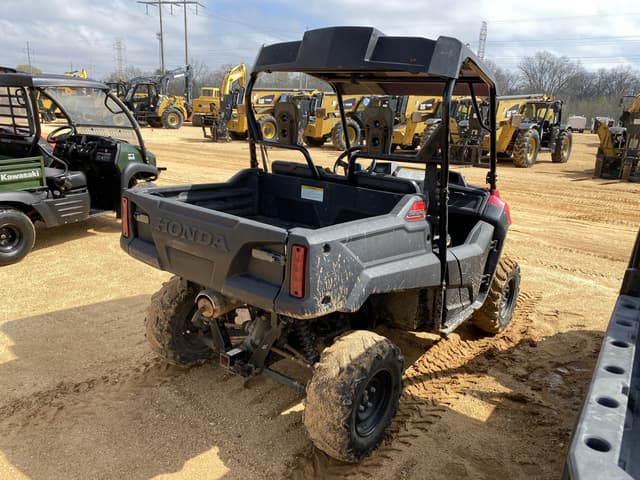 Image of Honda Pioneer 700 equipment image 2