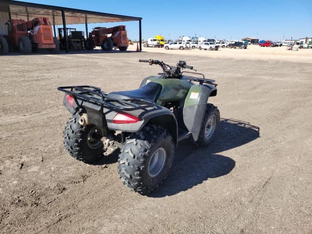 Image of Honda TRX350TM equipment image 4