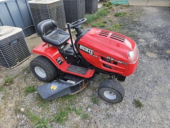 2005 Huskee LT4600 Equipment Image0