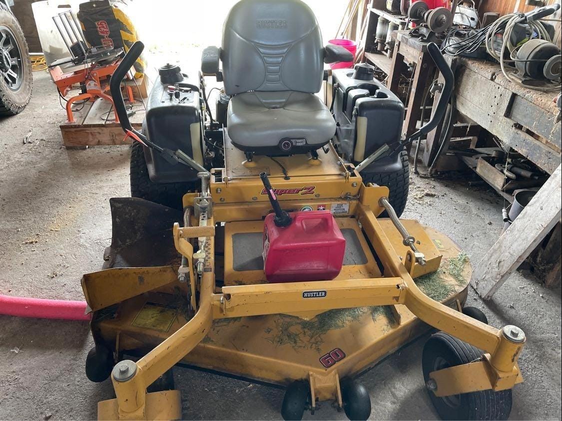 2005 Hustler Super Z Equipment Image0