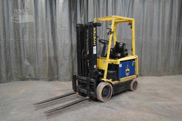 Image of Hyster E55Z equipment image 2