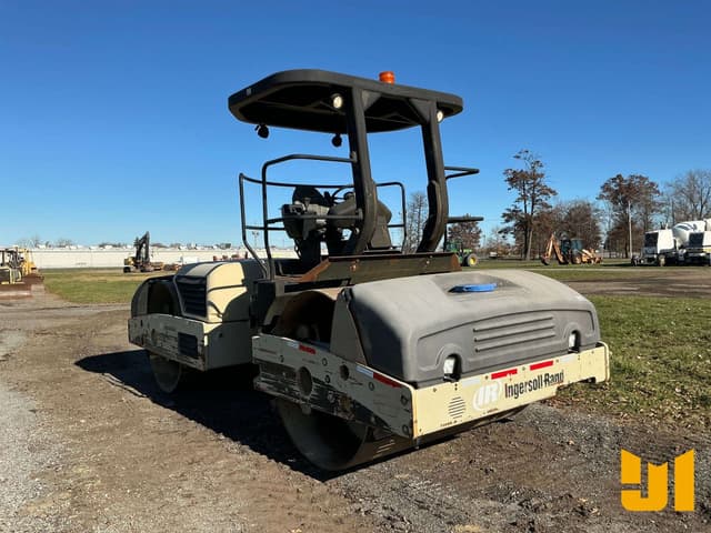 Image of Ingersoll Rand DD-112HF equipment image 2