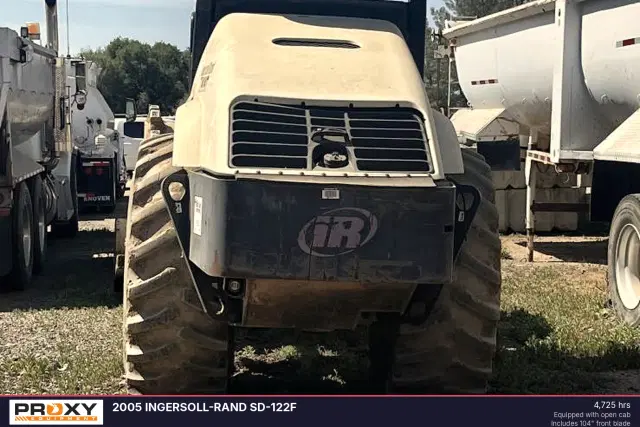 Image of Ingersoll Rand SD122F equipment image 2