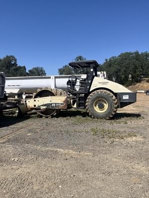 2005 Ingersoll Rand SD122F Image