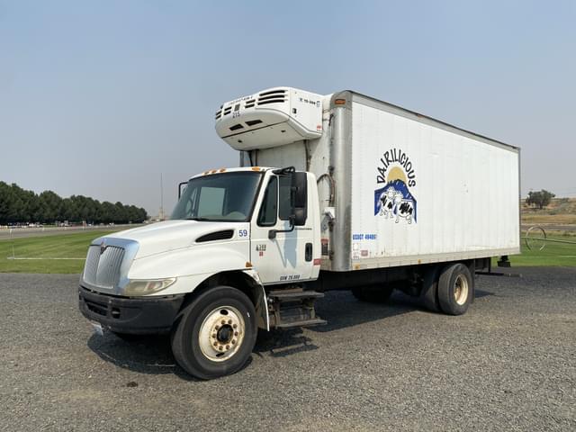Image of International 4300 equipment image 1