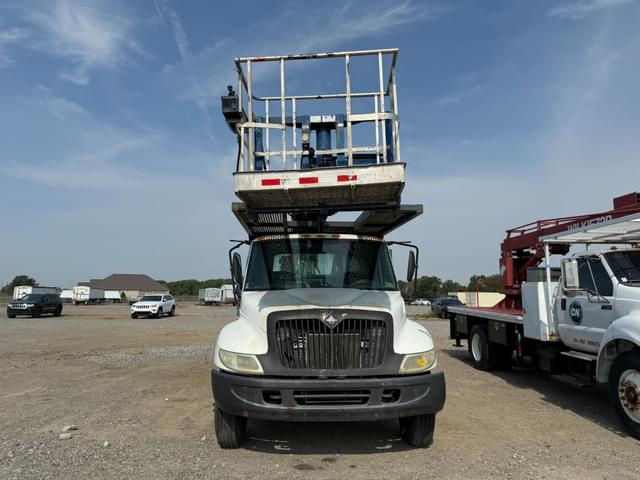 Image of International 4300 equipment image 1