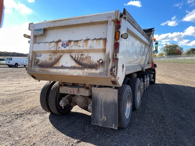 Image of International 5500i equipment image 4