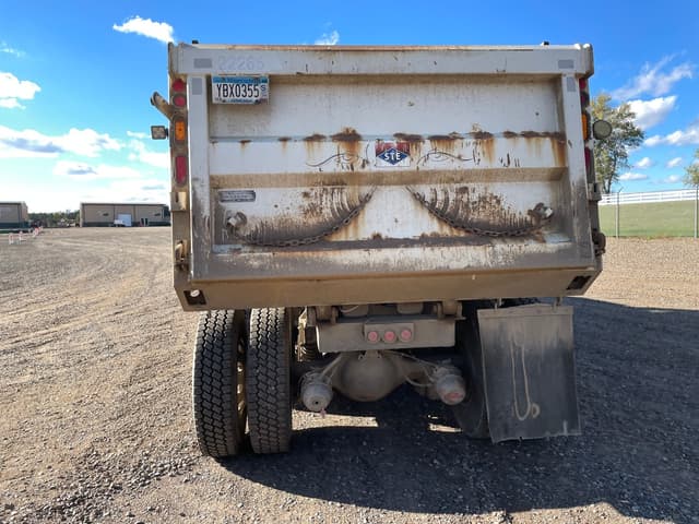 Image of International 5500i equipment image 3