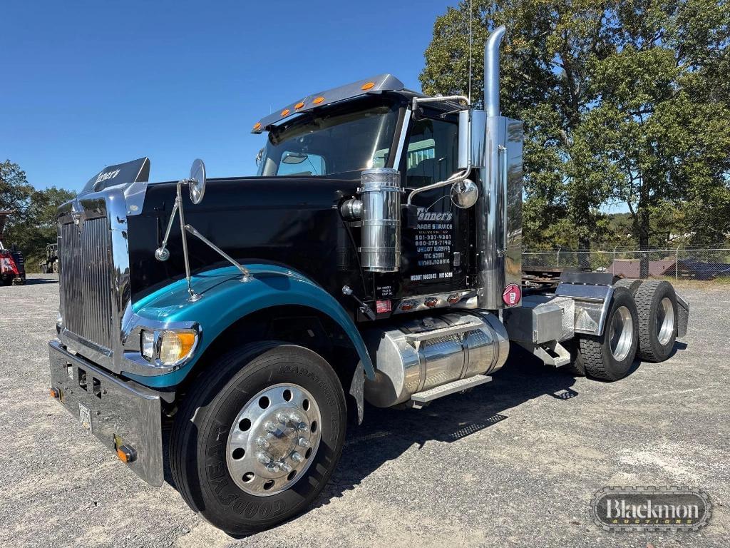 Image of International 5900 Primary image