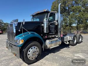 2005 International 5900 Image