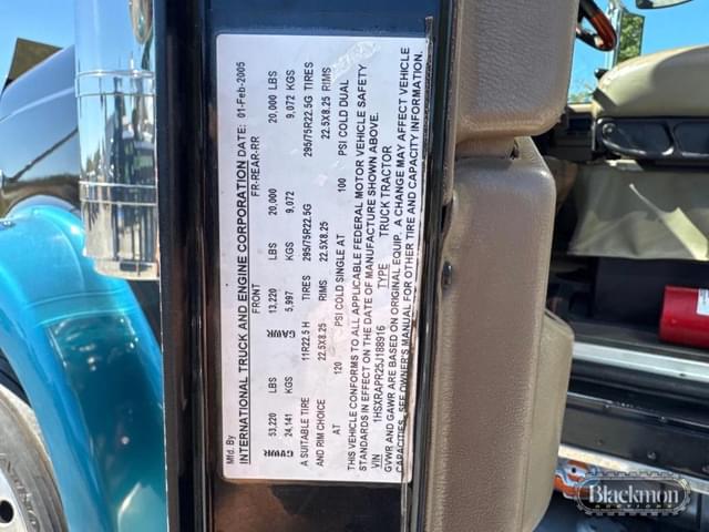 Image of International 5900 equipment image 2