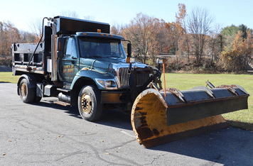 Main image International 7300