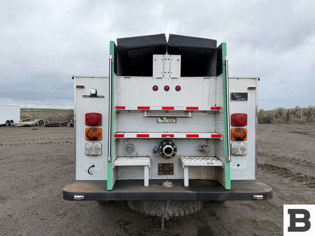 Image of International 7400 equipment image 3