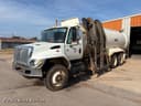 2005 International 7400 Image