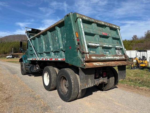 Image of International 7600 equipment image 2